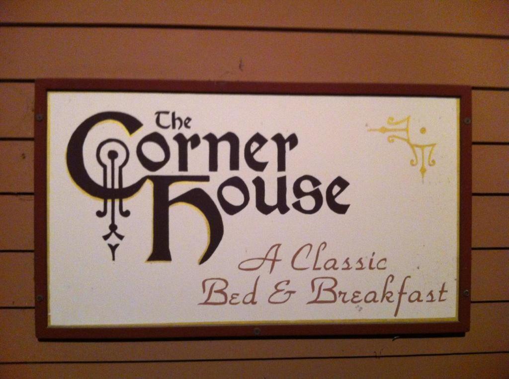 The Corner House Bed & Breakfast Bed & Breakfast Nicholasville Eksteriør bilde